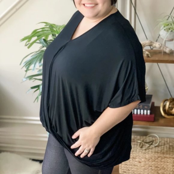 Women's Top BLACK RELAXED FIT FRONT TWIST - Picture 2 of 6